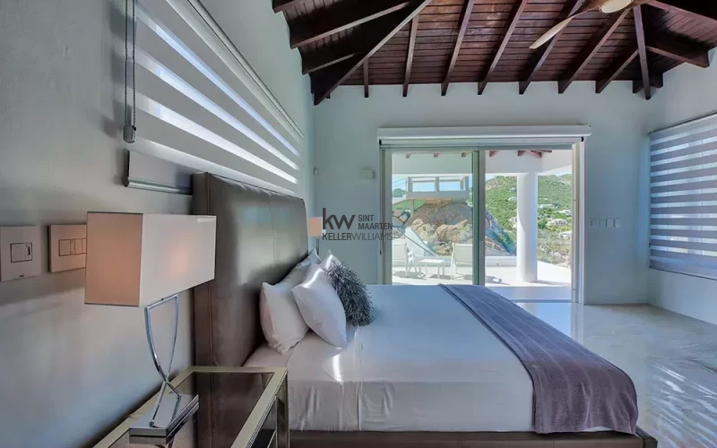Hill View Suite