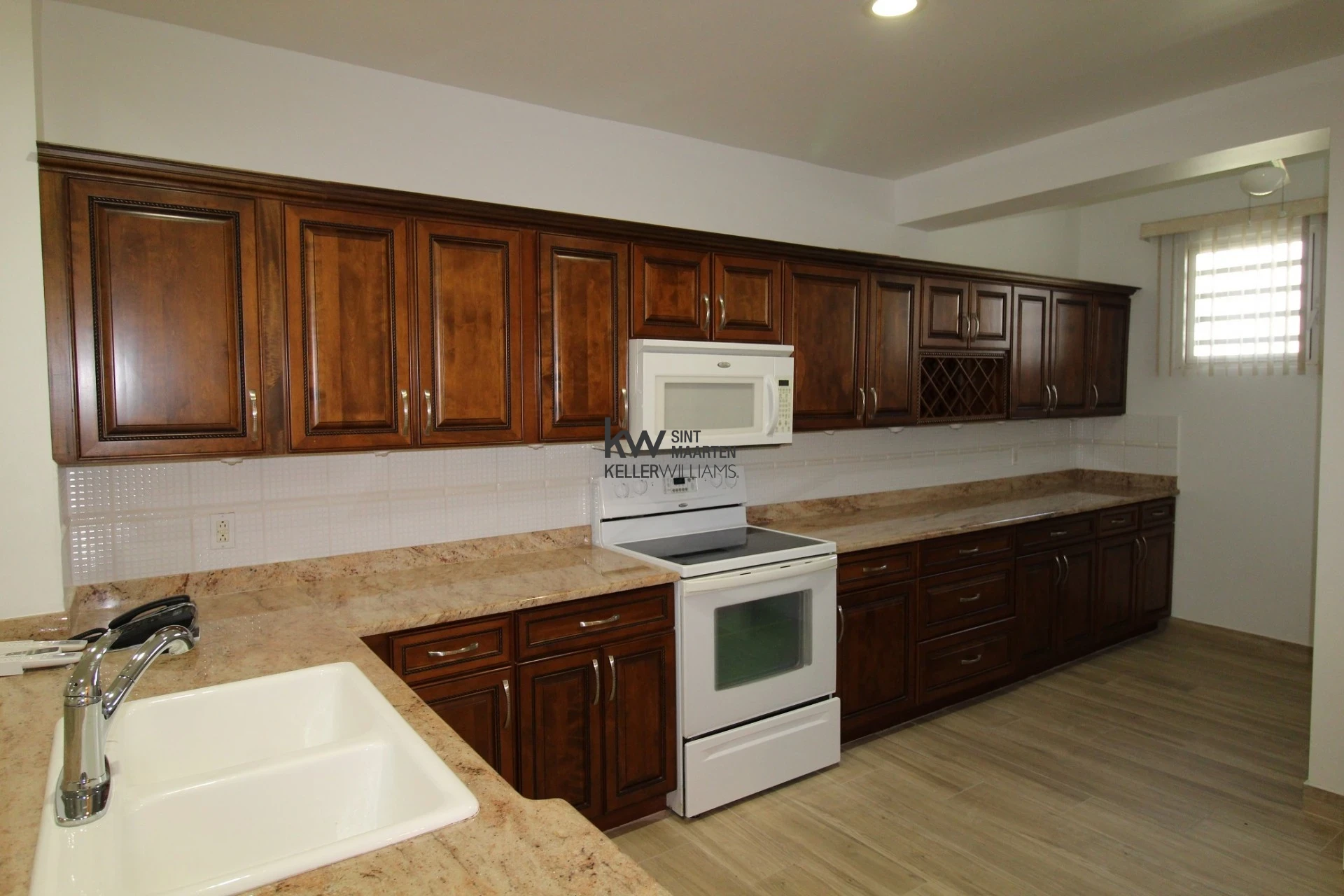 Apartment in Point Blanche