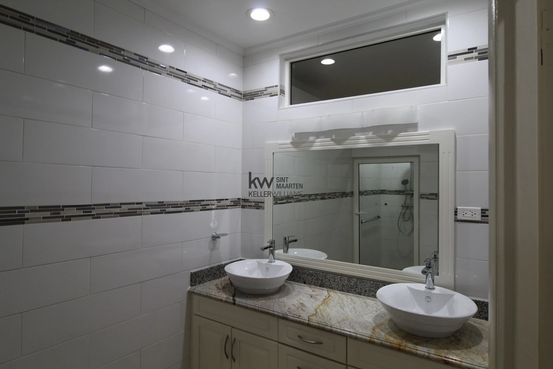 Apartment in Point Blanche