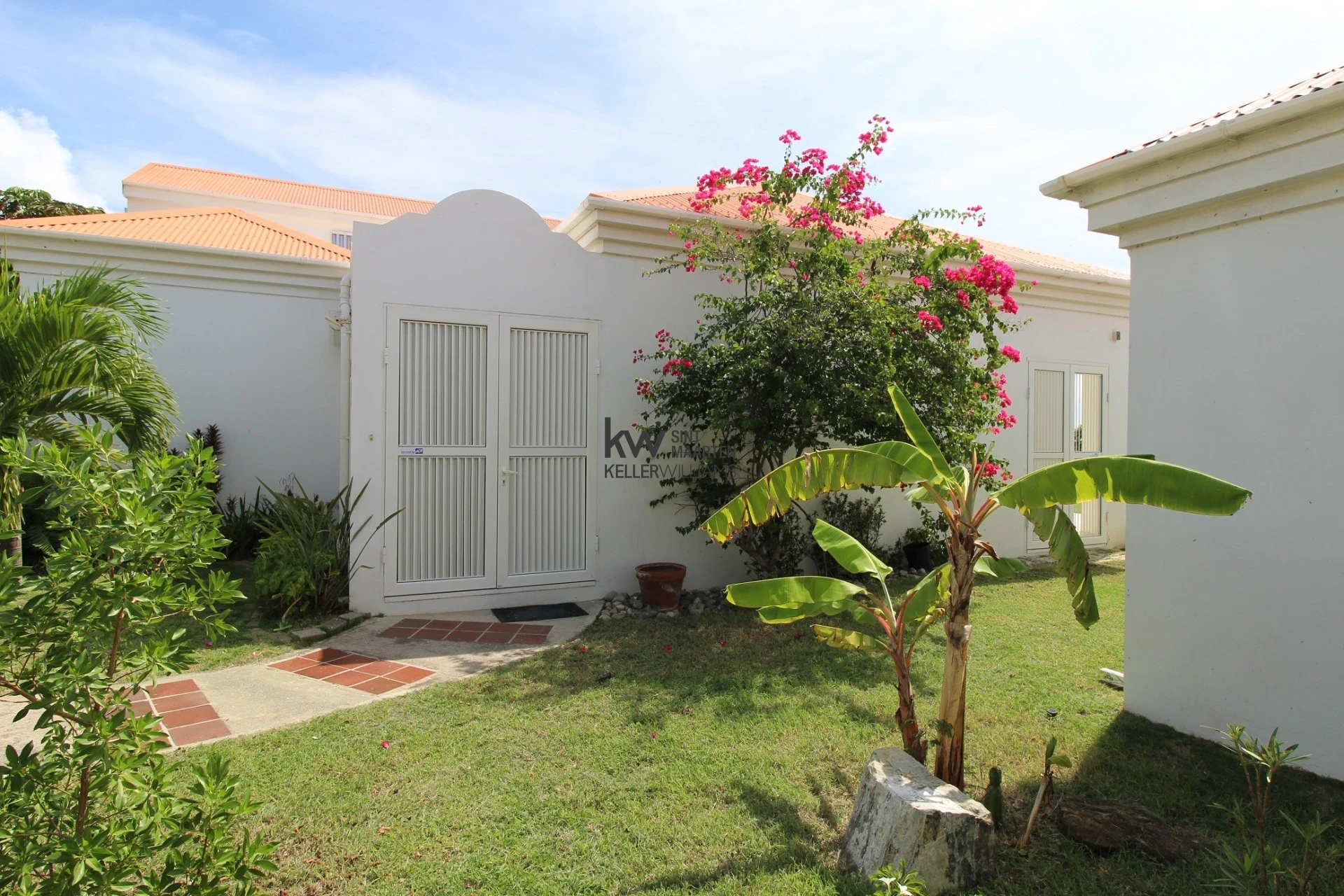 Apartment in Point Blanche