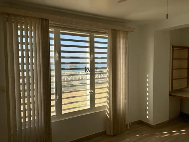Apartment in Point Blanche