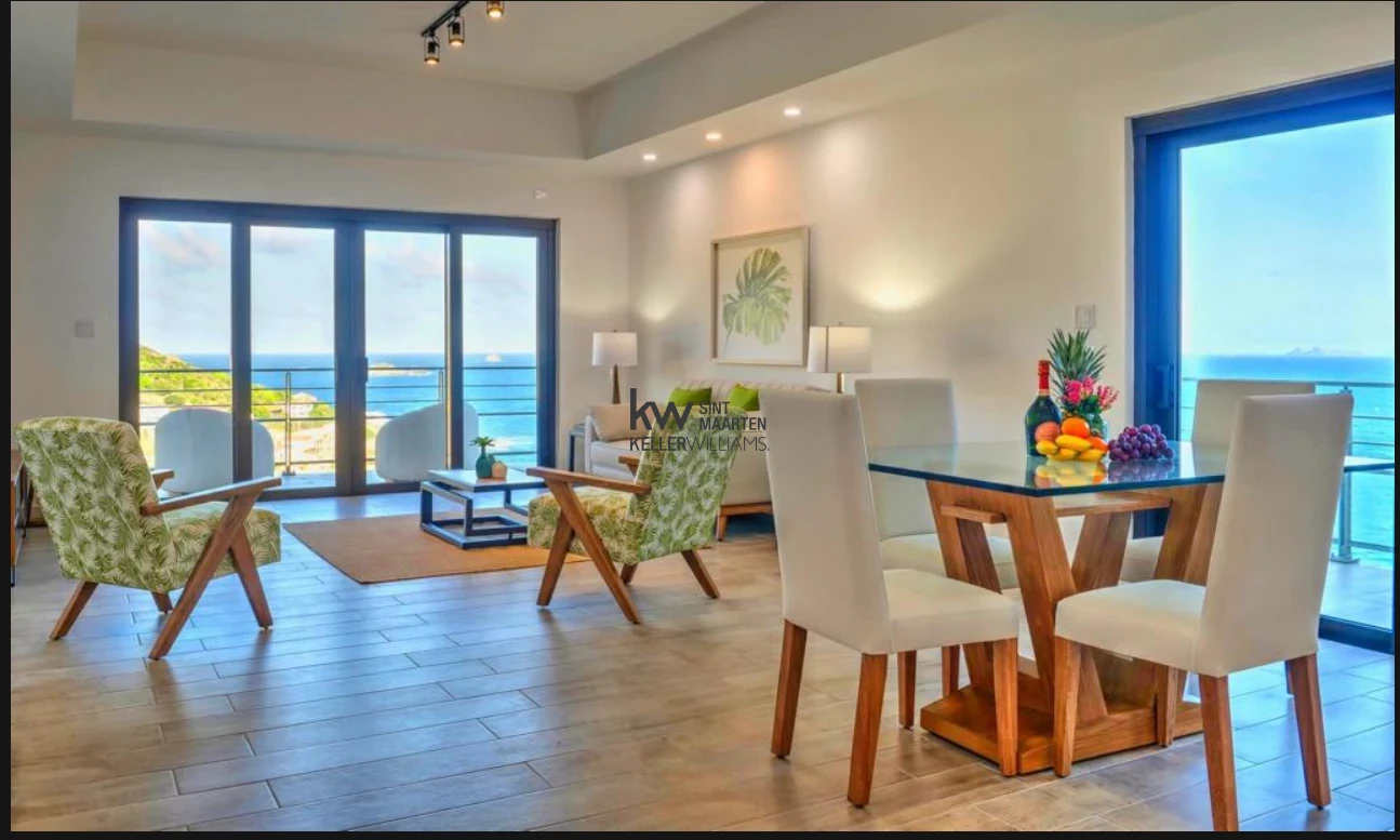 Apartment in Point Blanche