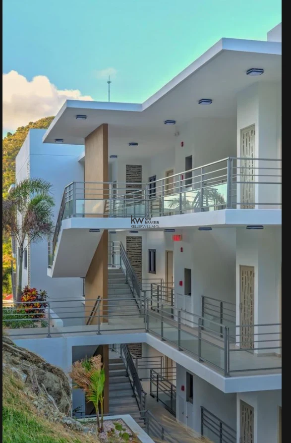Apartment in Point Blanche