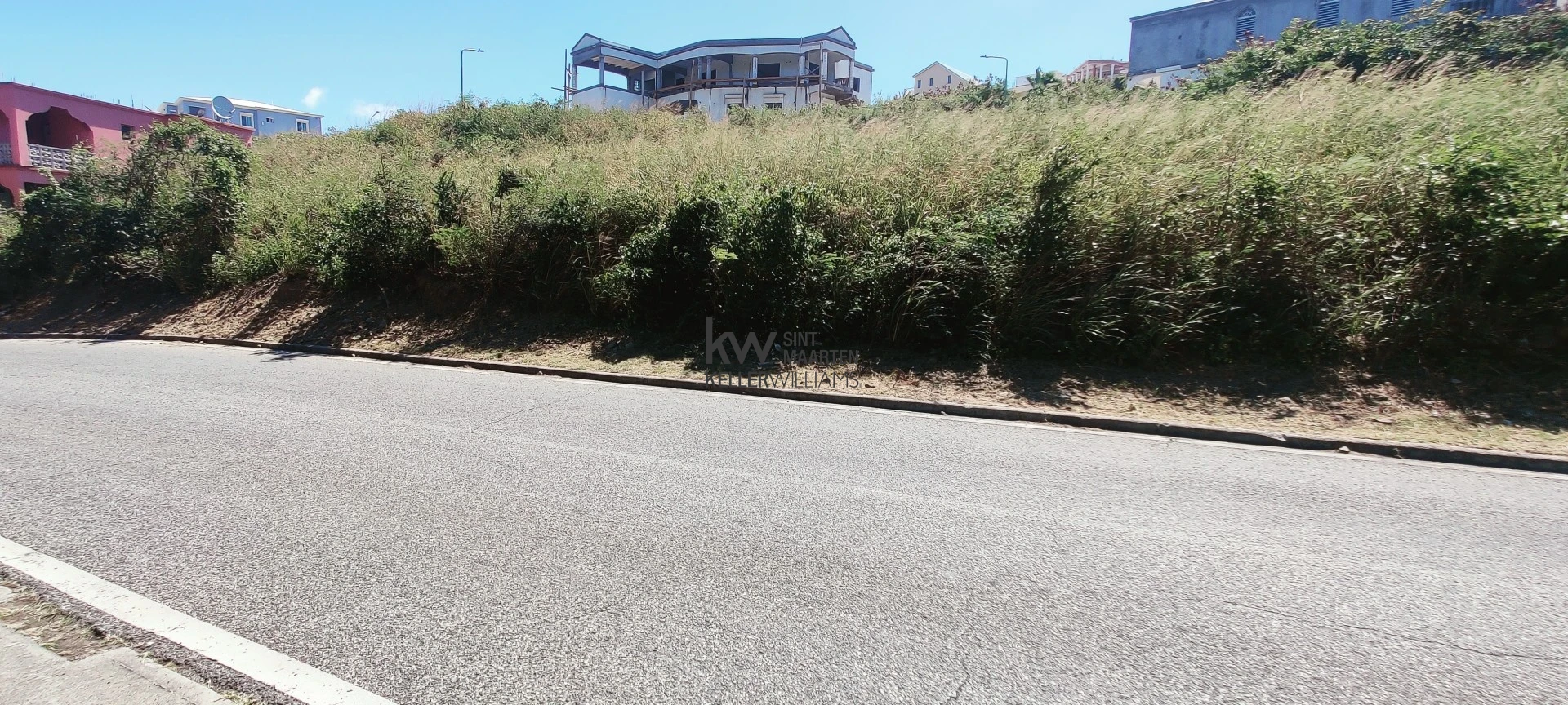 Land / plot in Oyster Pond
