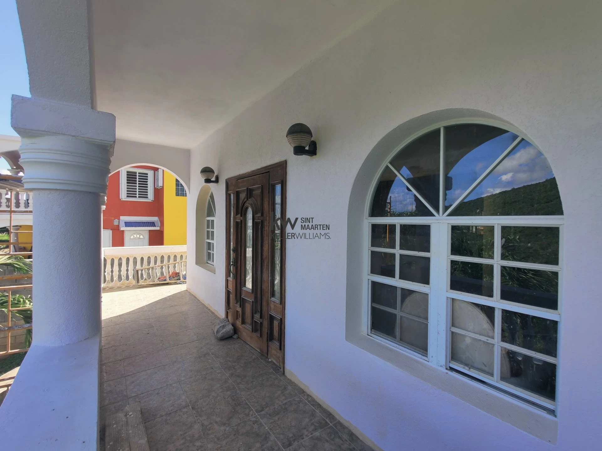 Villa in Oyster Pond