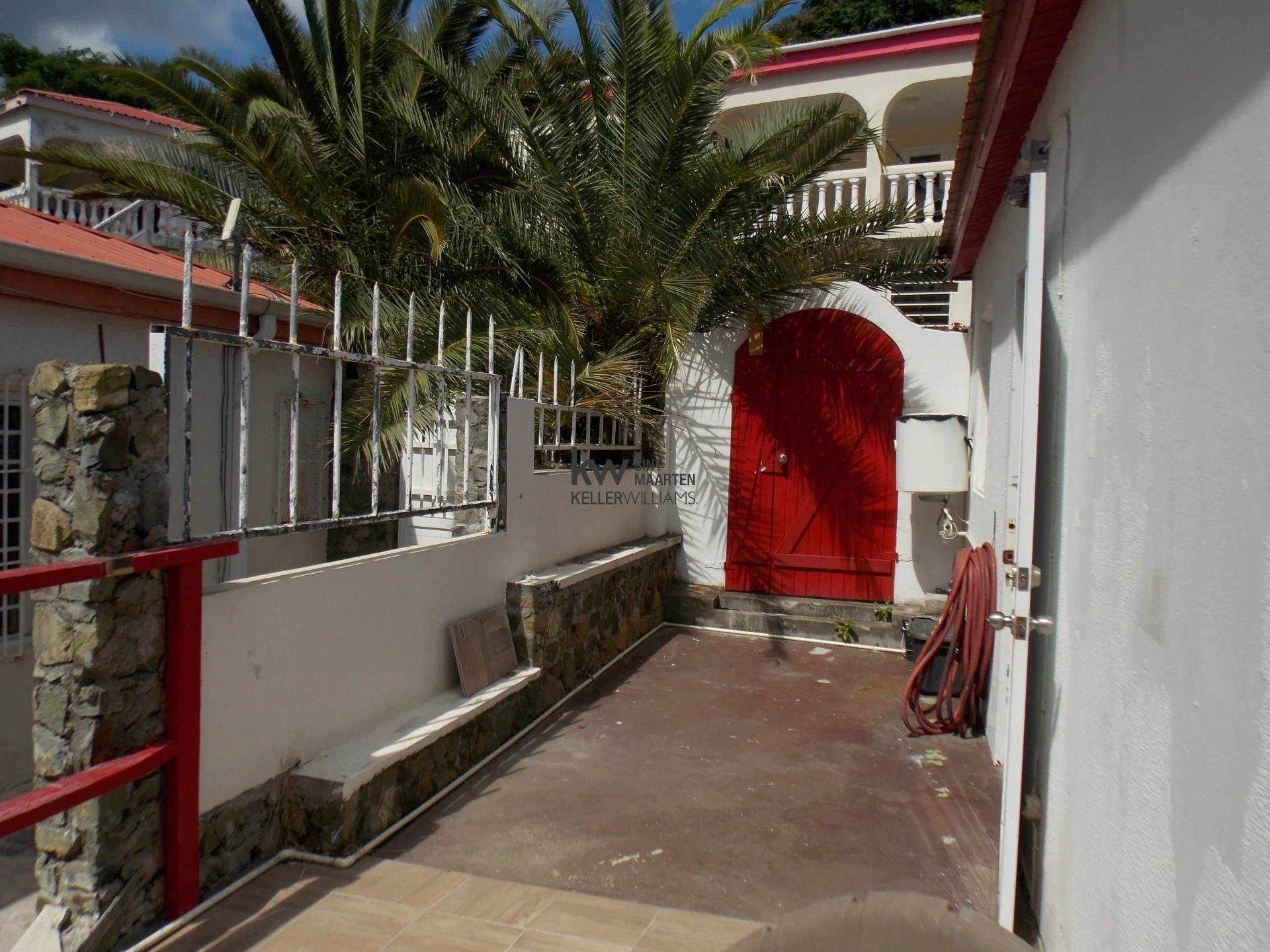 Villa in Little Bay
