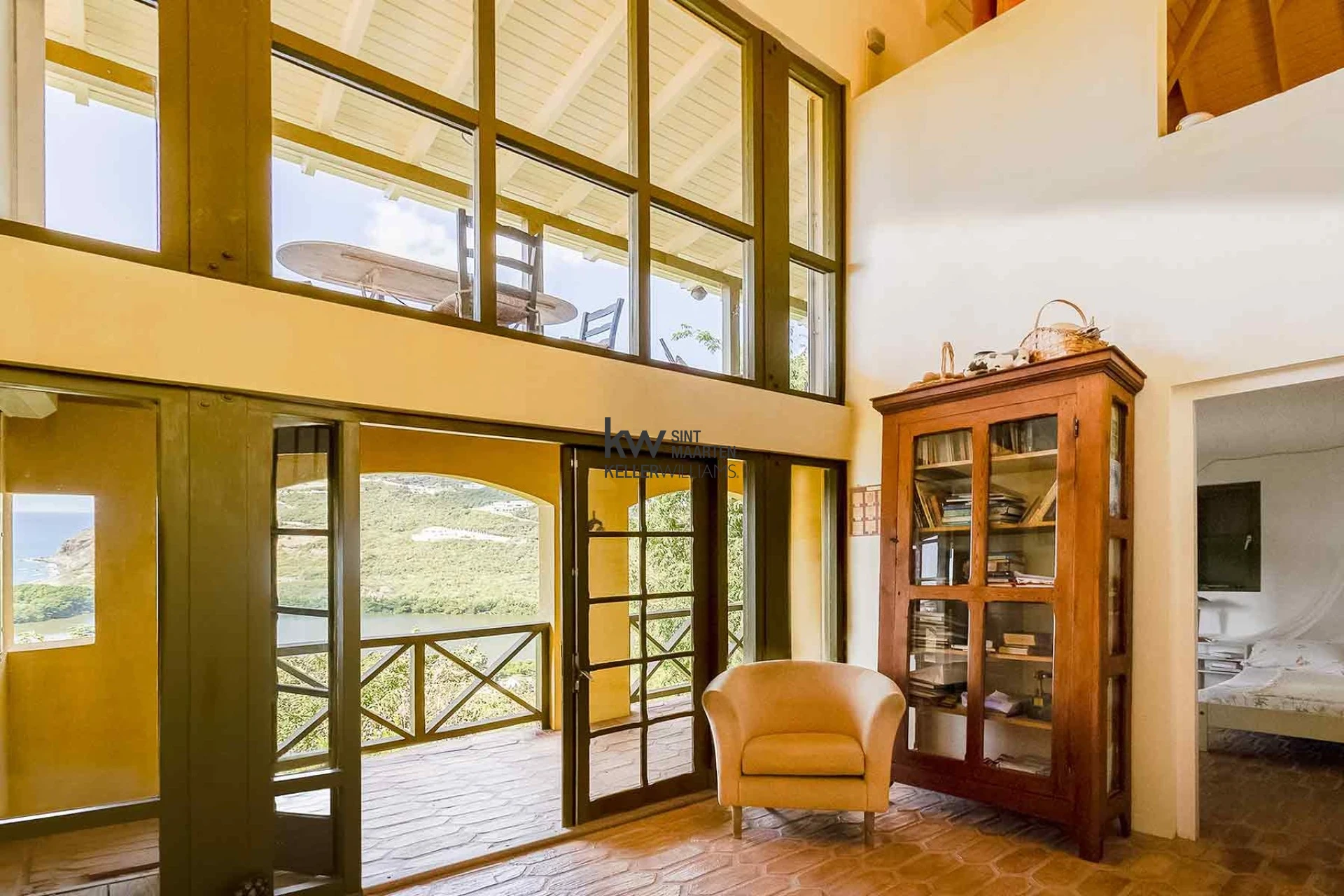 Villa in Little Bay