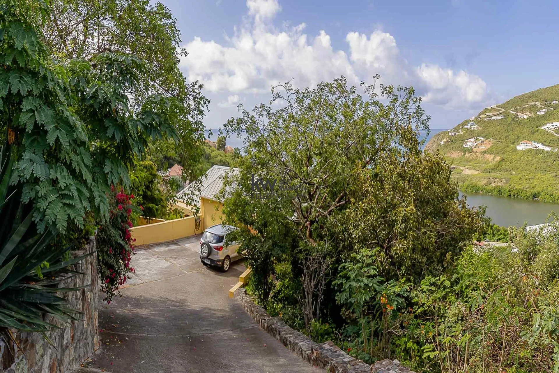 Villa in Little Bay