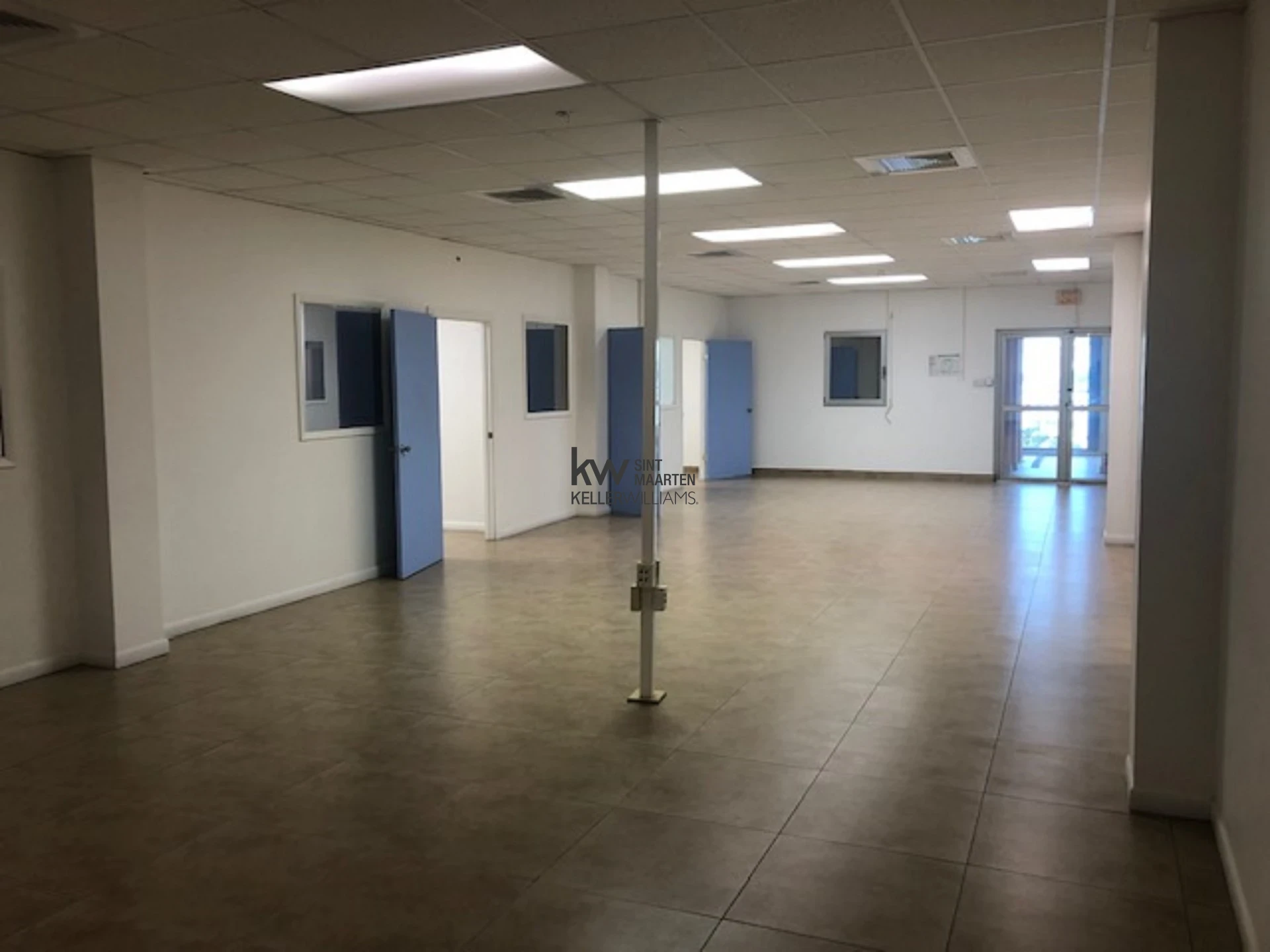 Commercial in Philipsburg