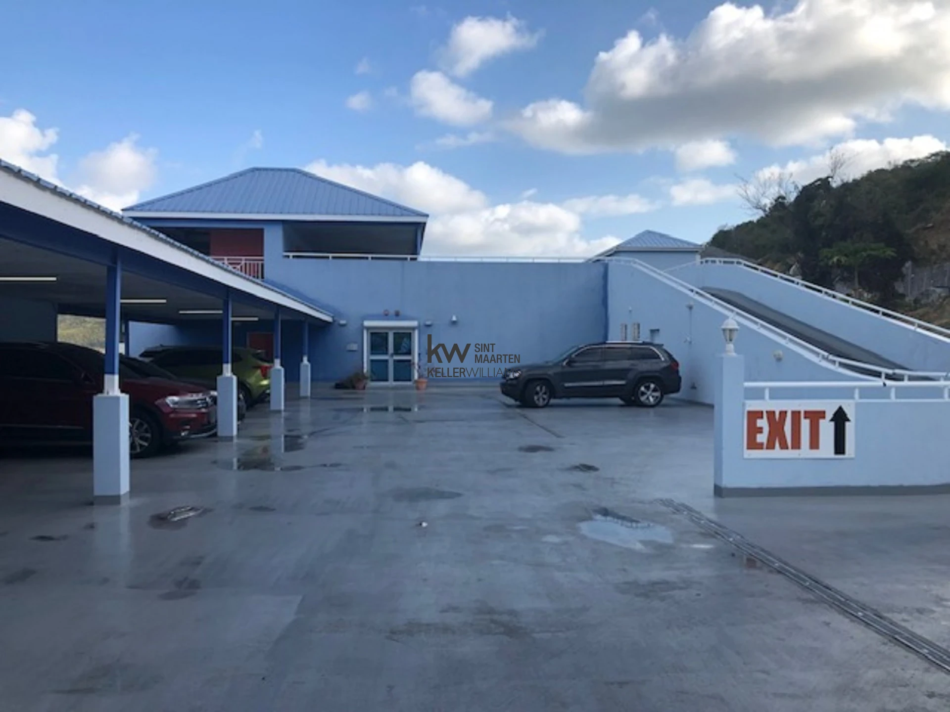 Commercial in Philipsburg