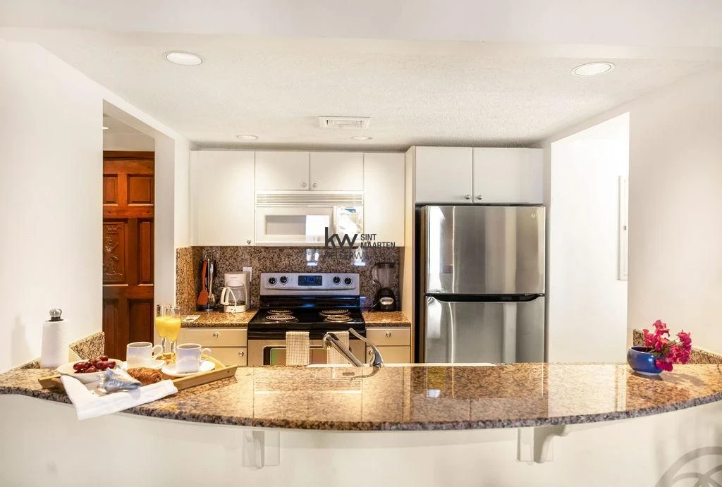 Apartment in Oyster Pond