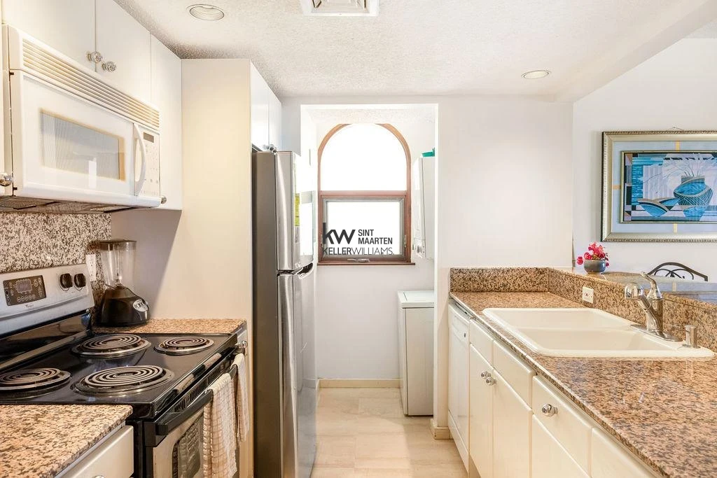 Apartment in Oyster Pond