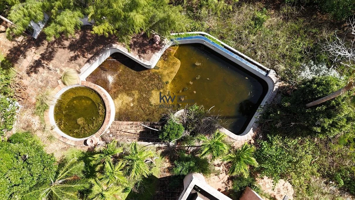 Villa in Oyster Pond
