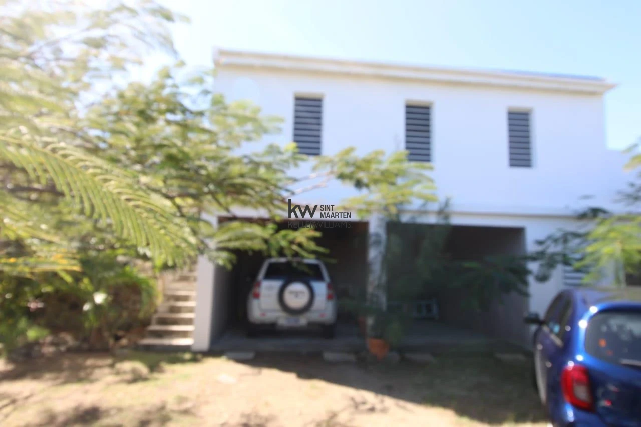Villa in Little Bay