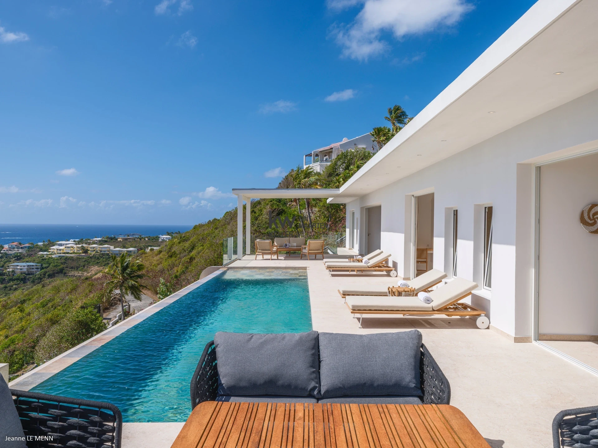 Villa in Oyster Pond
