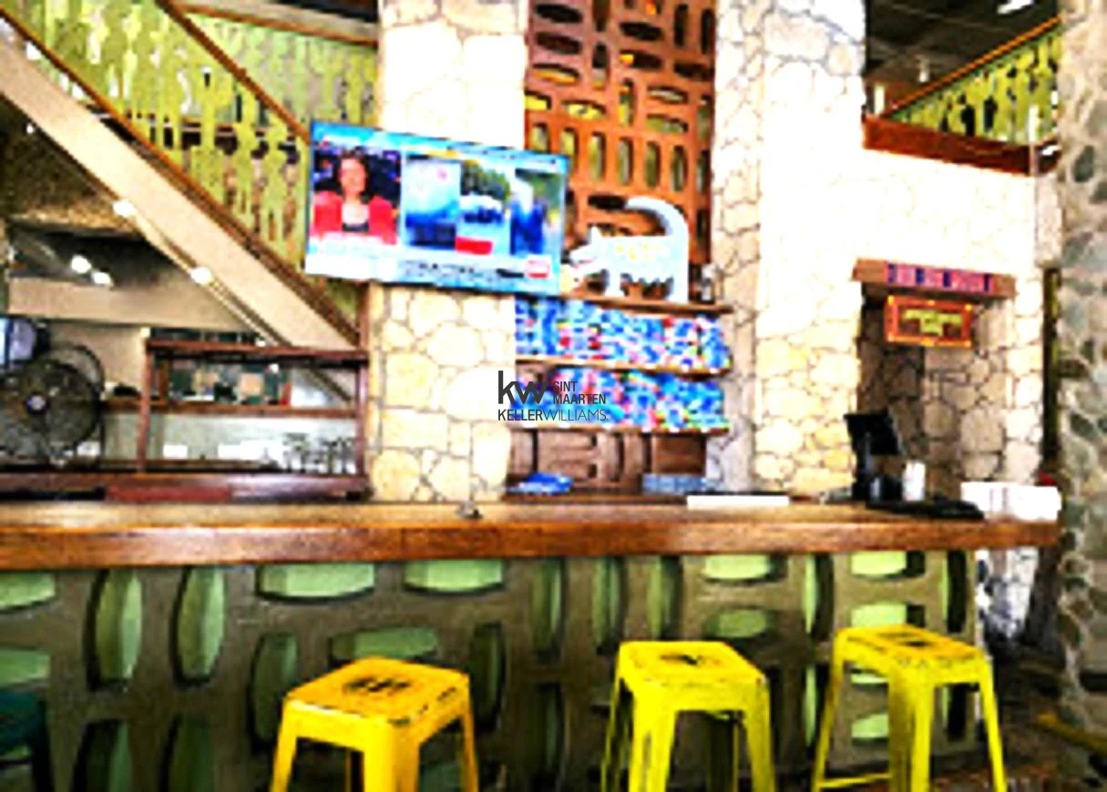 Commercial in Philipsburg