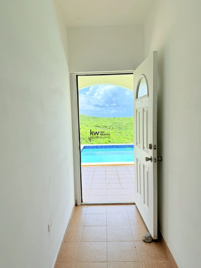 Villa in Oyster Pond