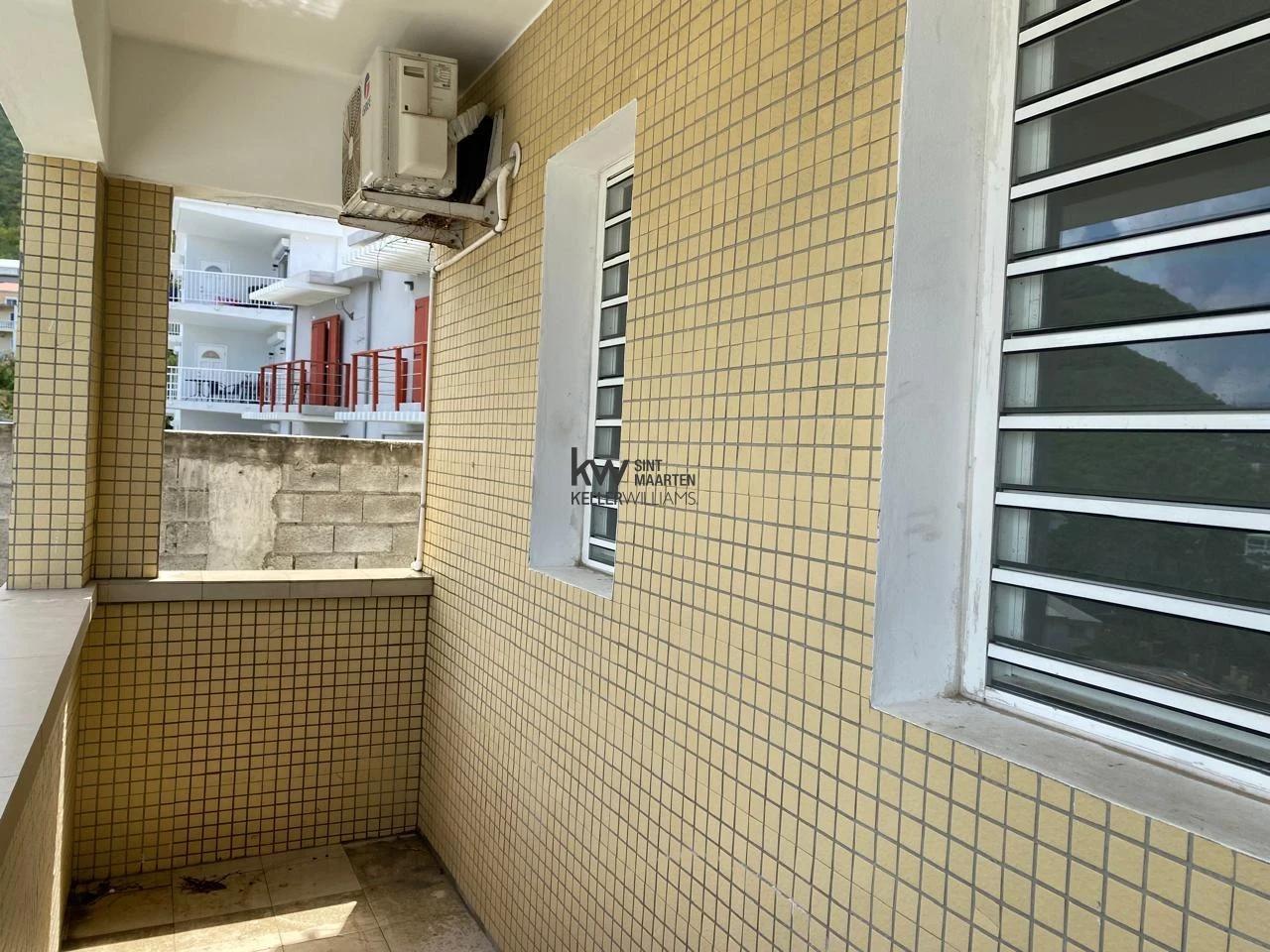 Apartment in Cole Bay