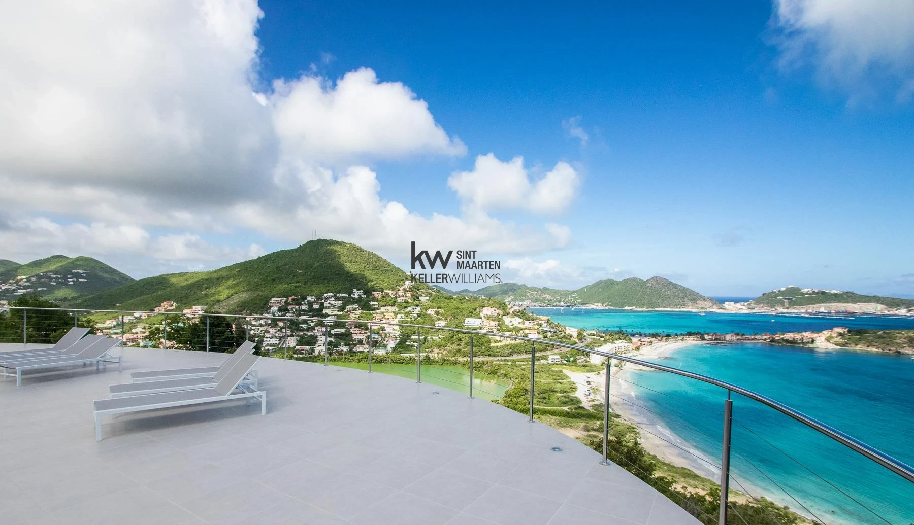 Villa in Cay Hill