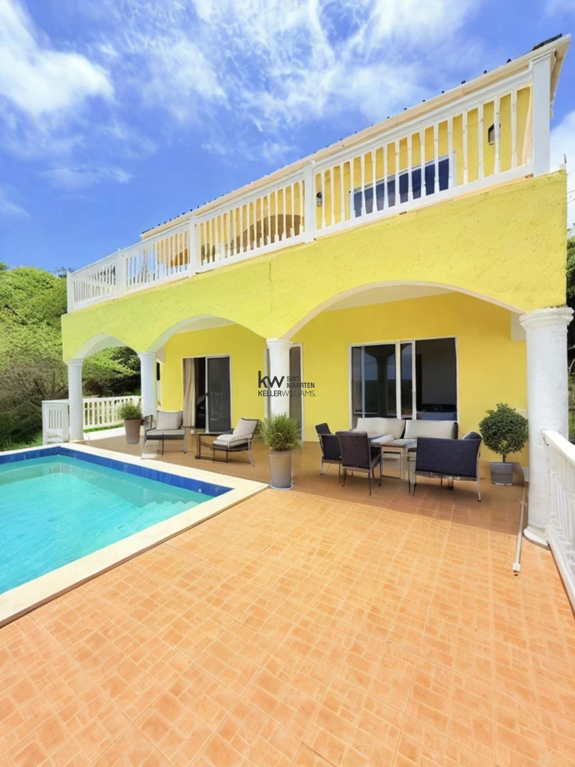 Villa in Oyster Pond