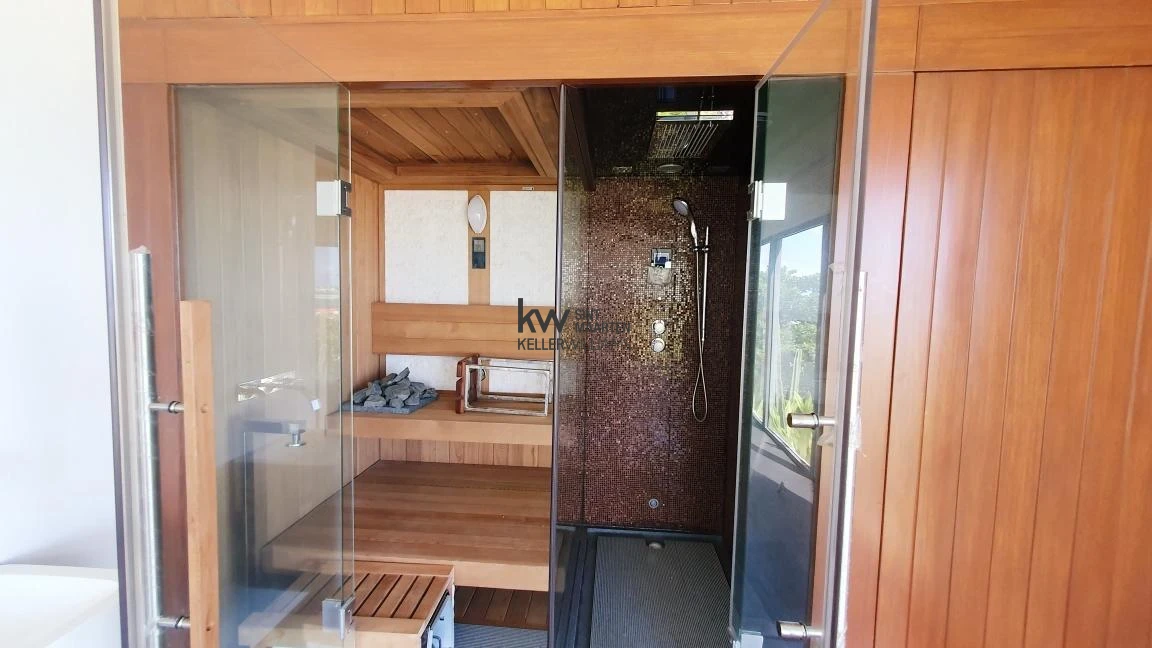 Villa in Pelican Key