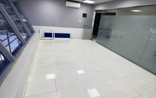Point Blanch Commercial Space #10