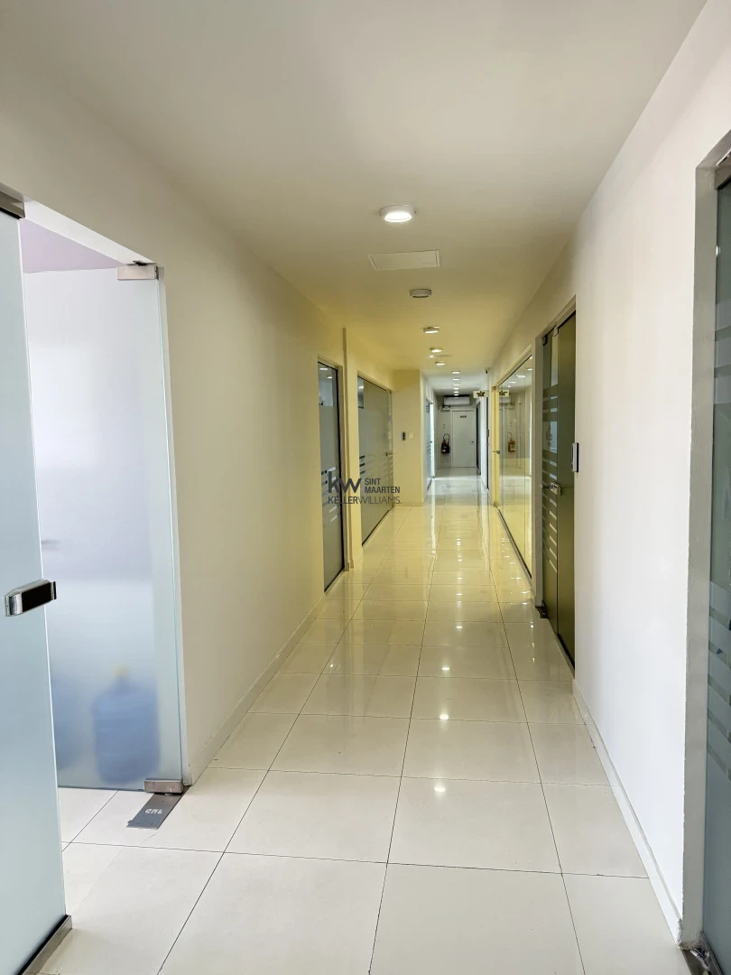 Commercial in Point Blanche