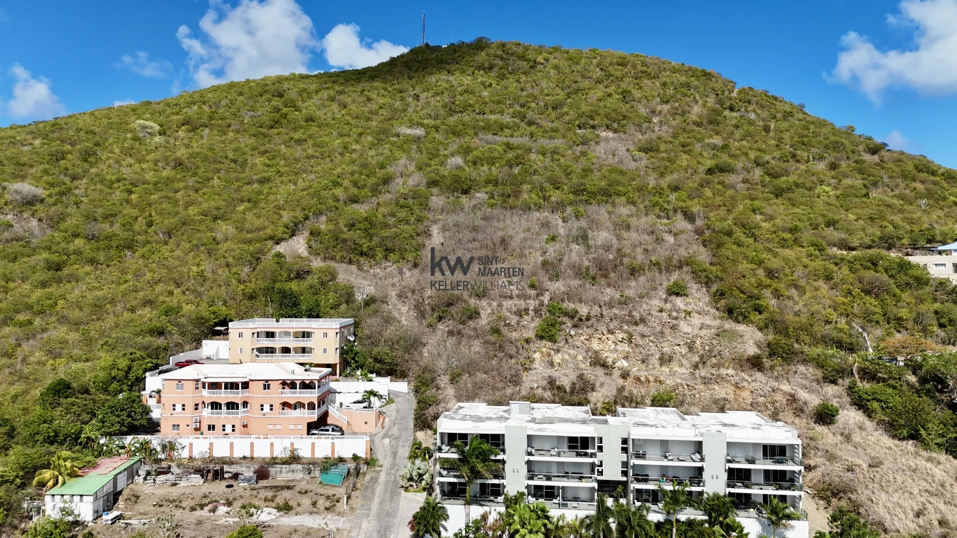 Land / plot in Little Bay