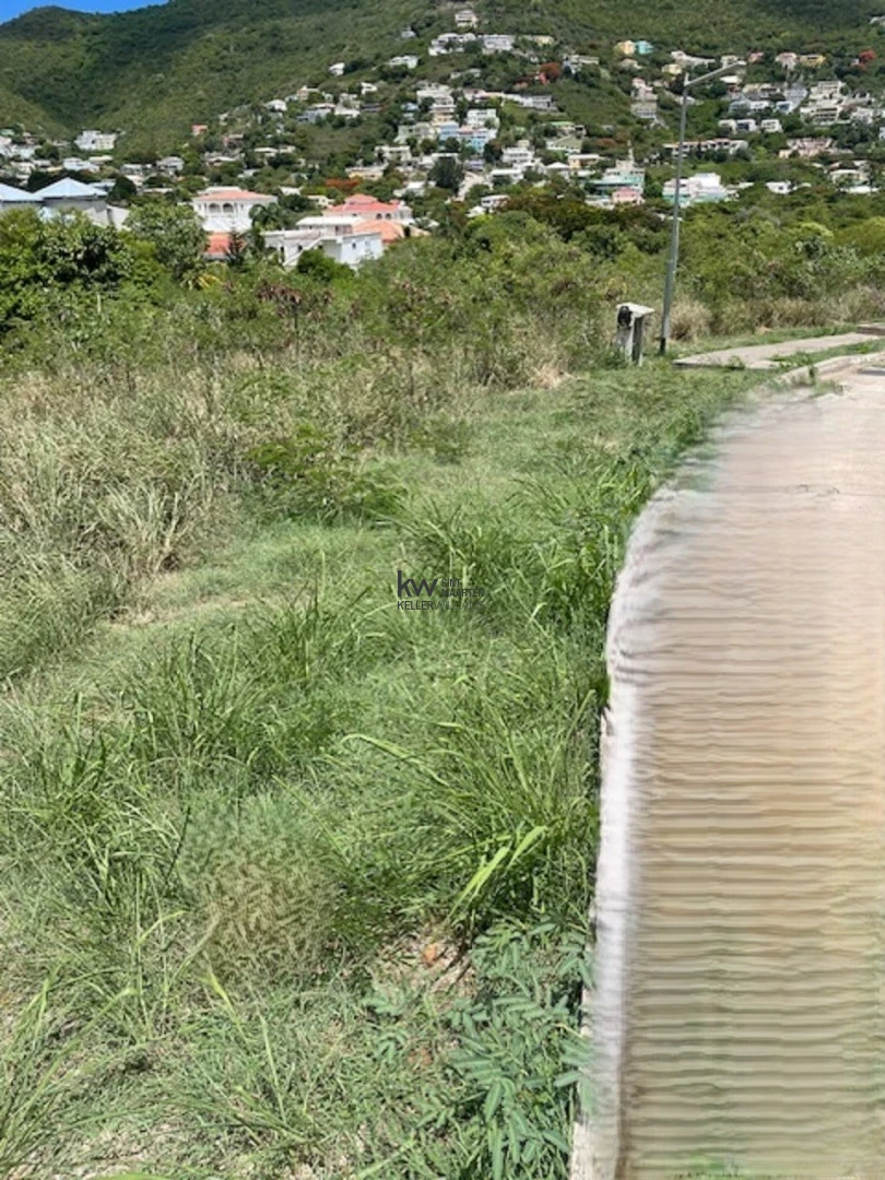 Land / plot in St. John's