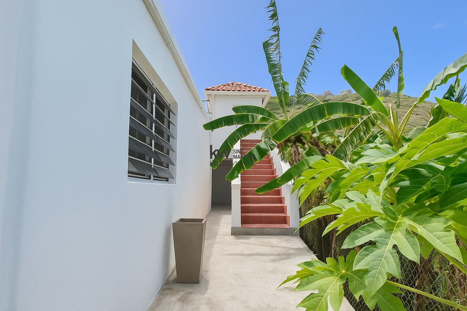 Apartment in Point Blanche