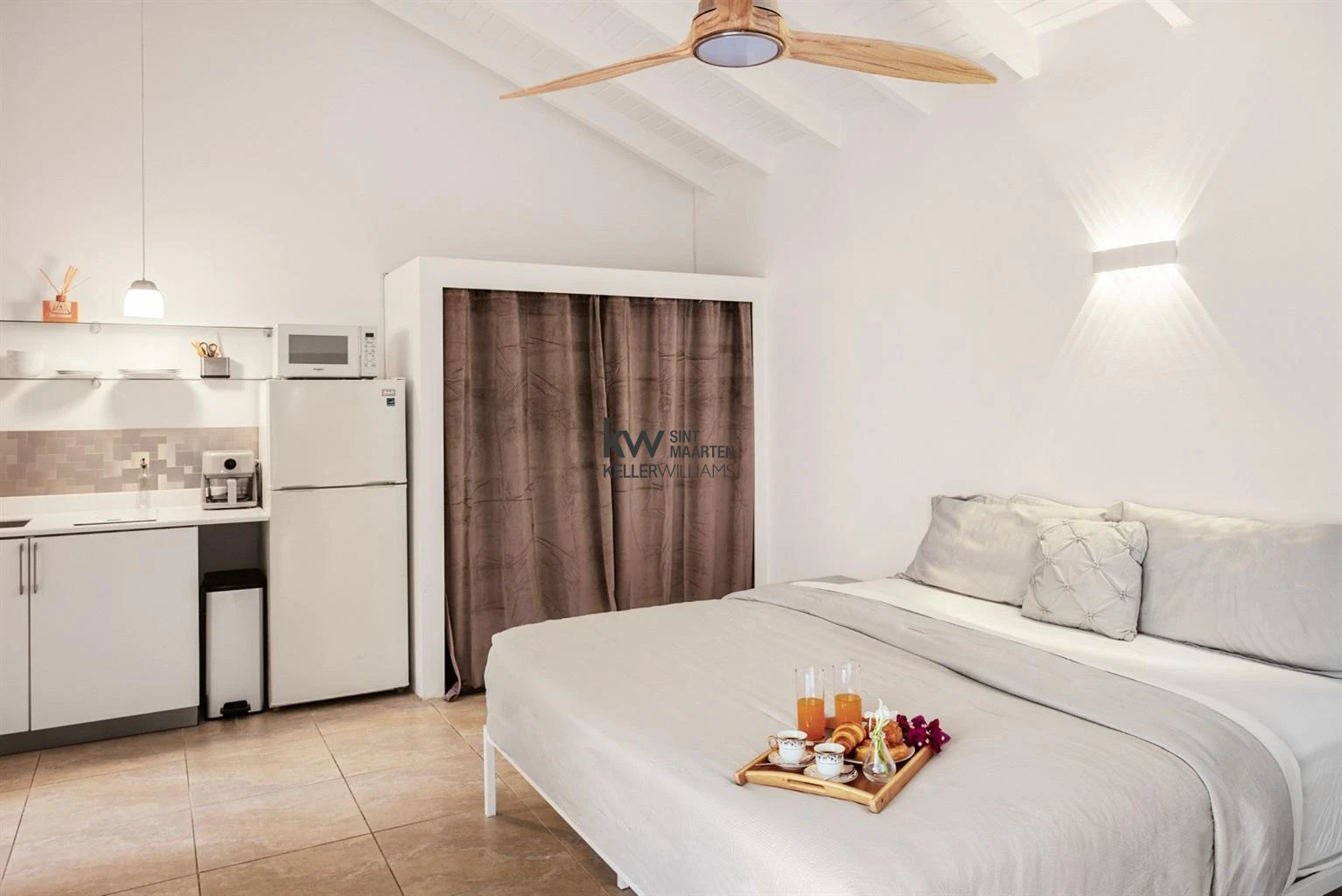 Apartment in Pelican Key