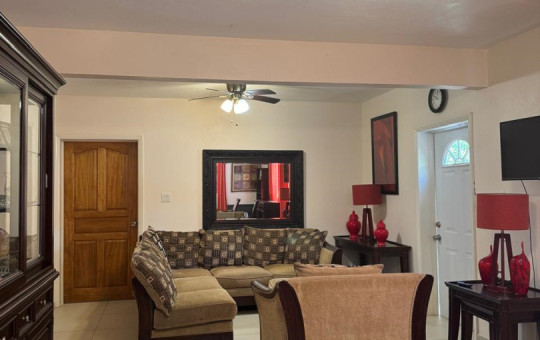 Furnished 1 B/R  Apartment in Gated Community