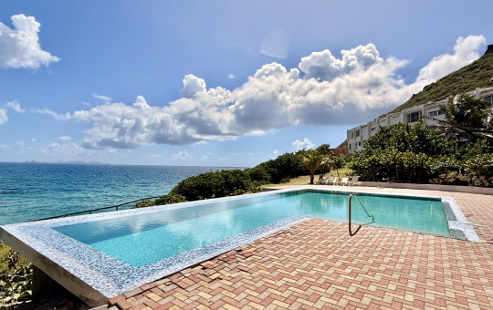 Seneca Residence 3 Bedroom Condo