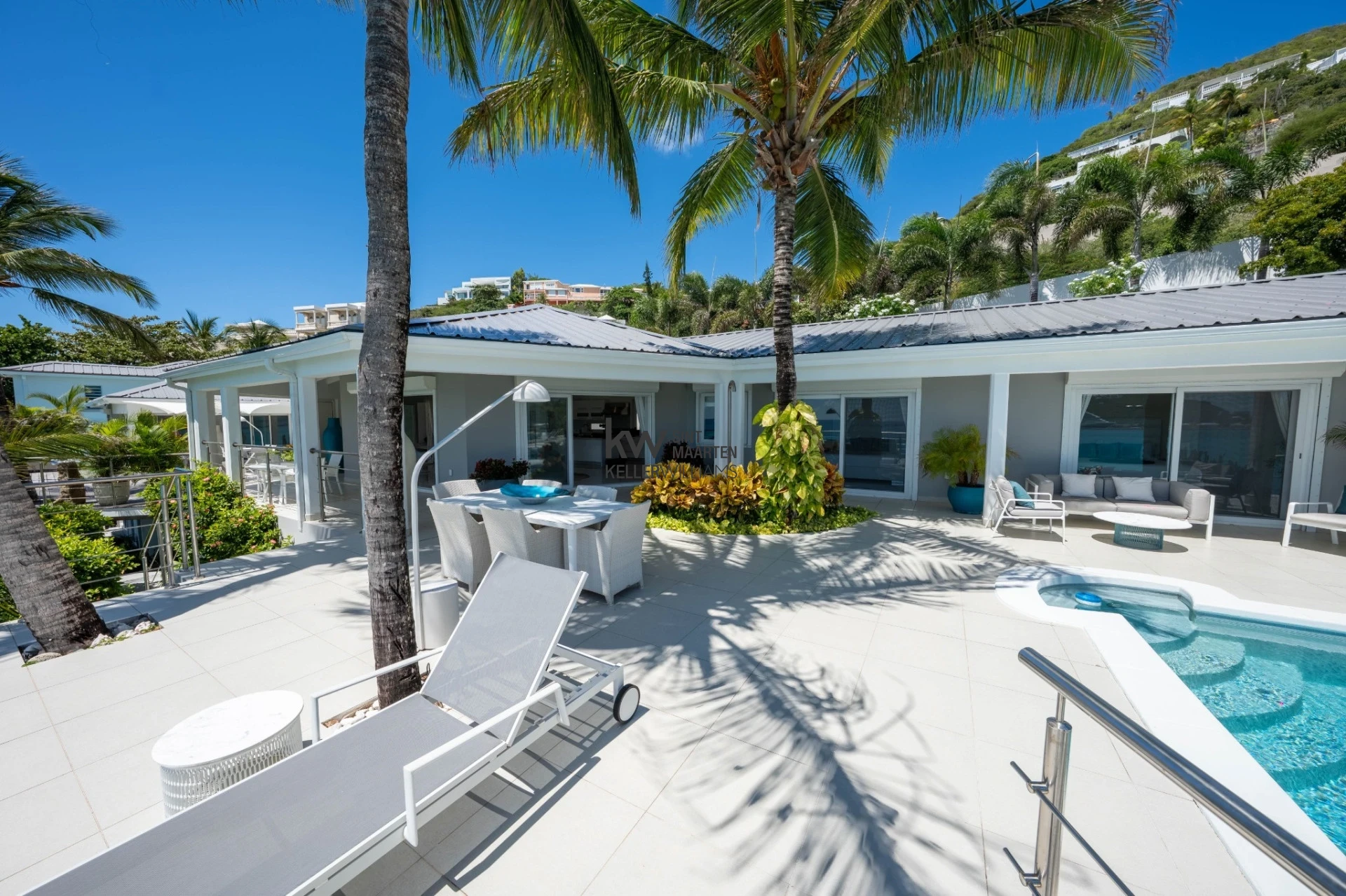 Villa in Little Bay