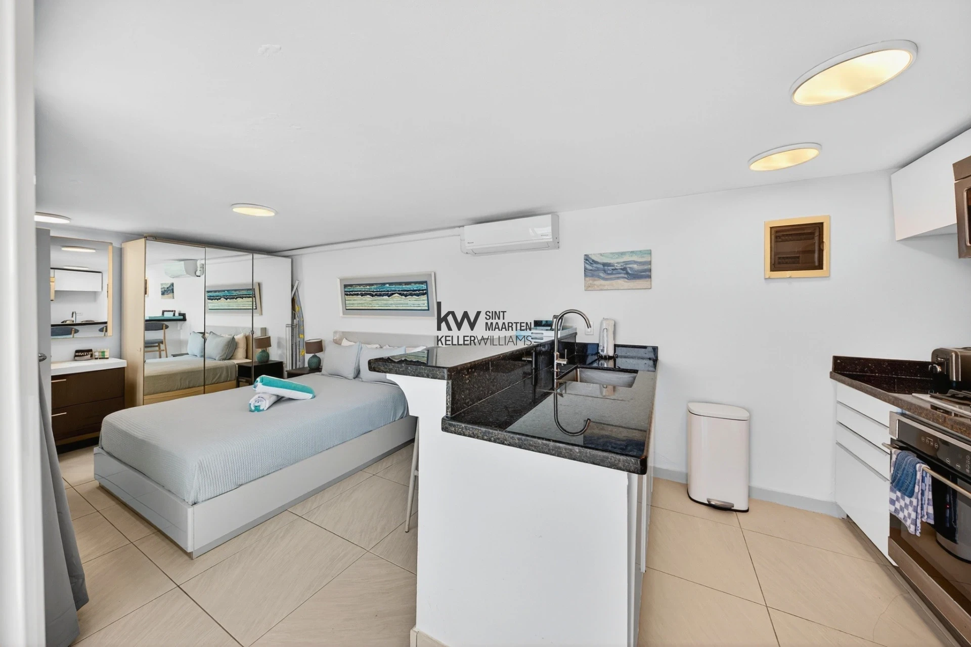 Villa in Little Bay