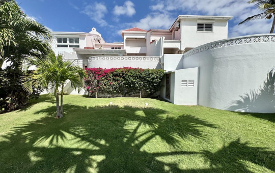 Pelican Cove 3 Bedroom Condo with Private Pool