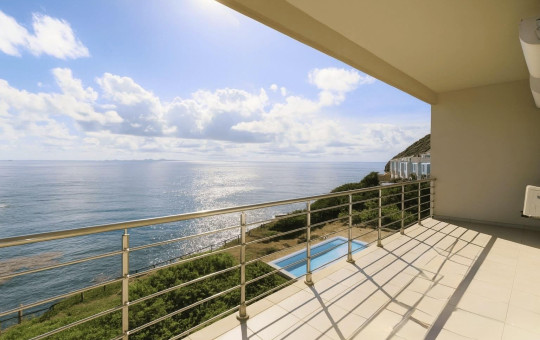 Seneca Residence 2-Bedroom Condo