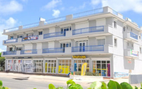 Furnished Commercial Unit in Simpson bay Furnished Commercial Unit in Simpson bay