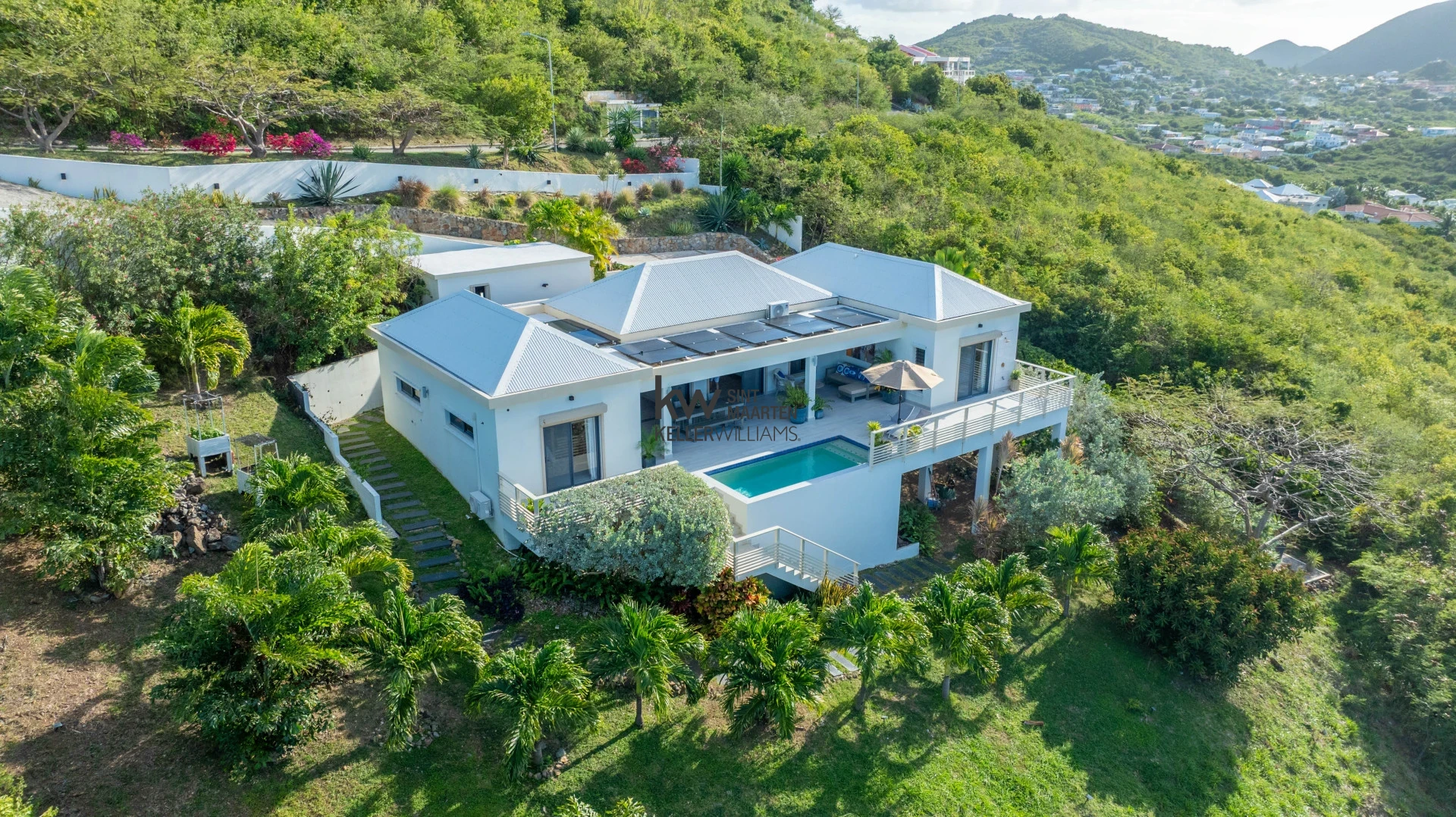 Villa in Oyster Pond