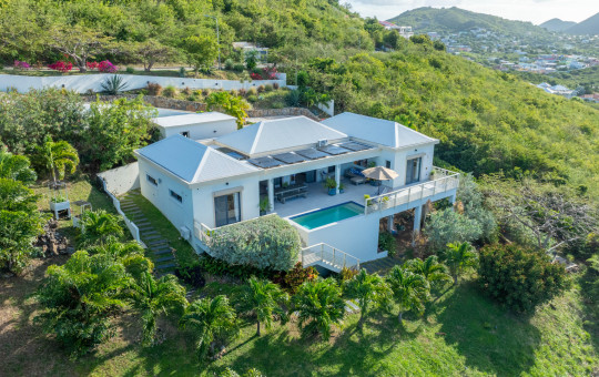 Villa Altura – Elevated Luxury Living Villa Altura – Elevated Luxury Living