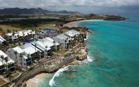 Cupecoy Beach Club – 2-Bedroom Condo with prive beach Cupecoy Beach Club – 2-Bedroom Condo with prive beach