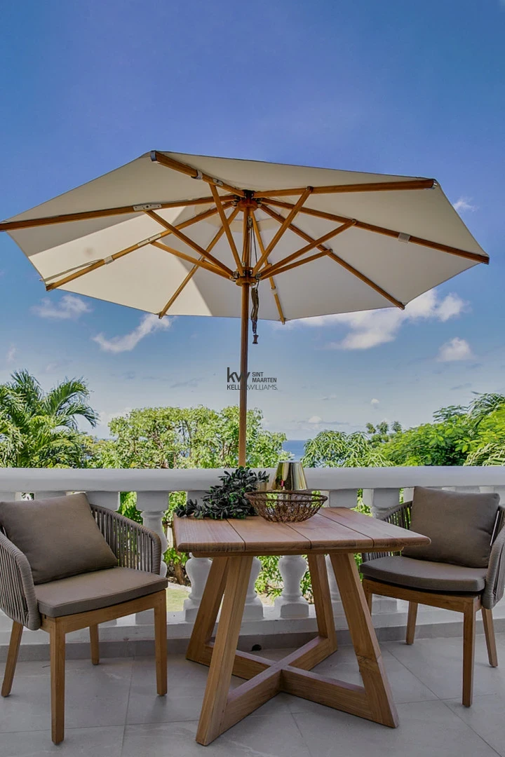 Villa in Pelican Key