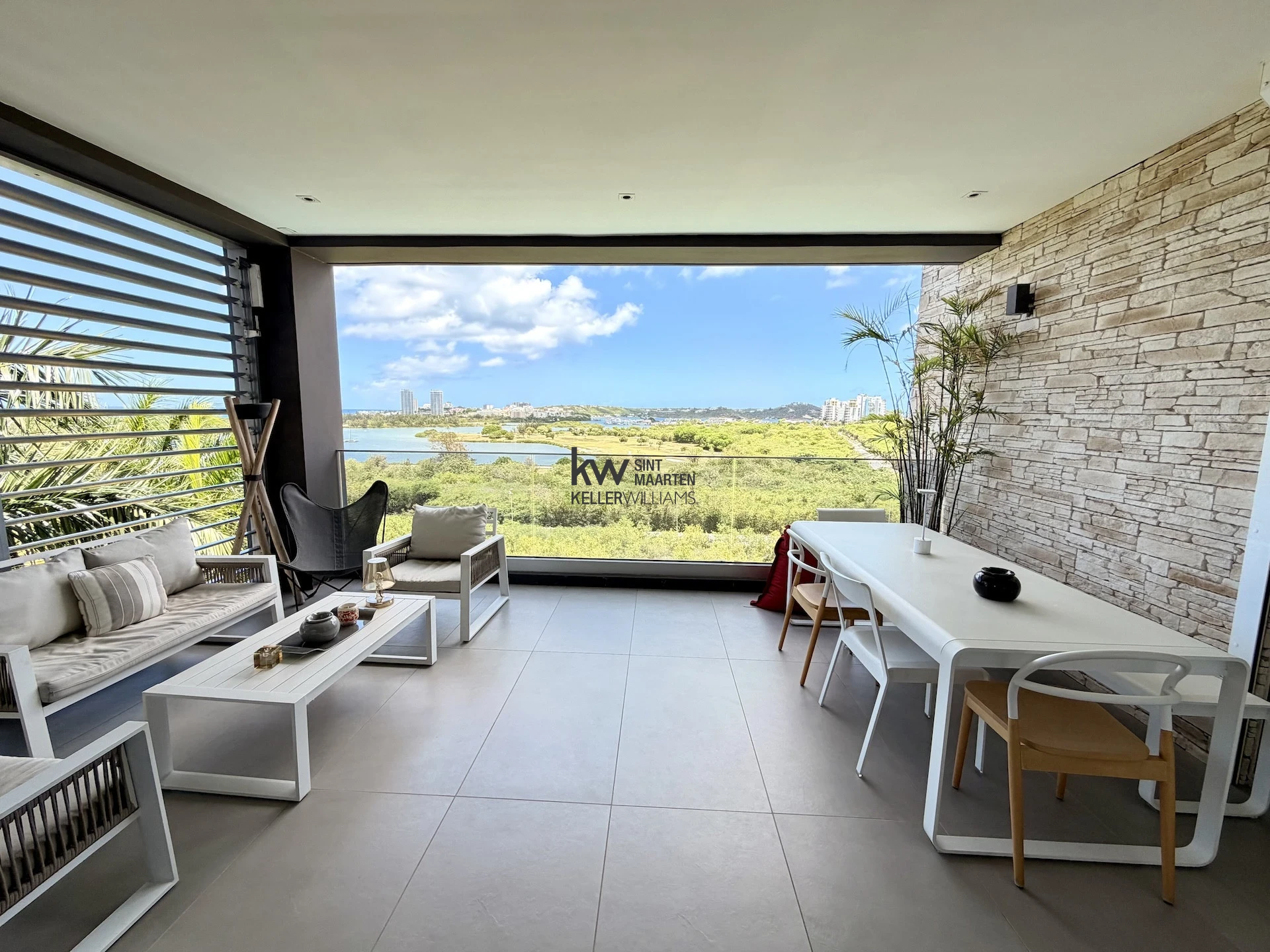 Apartment in Maho