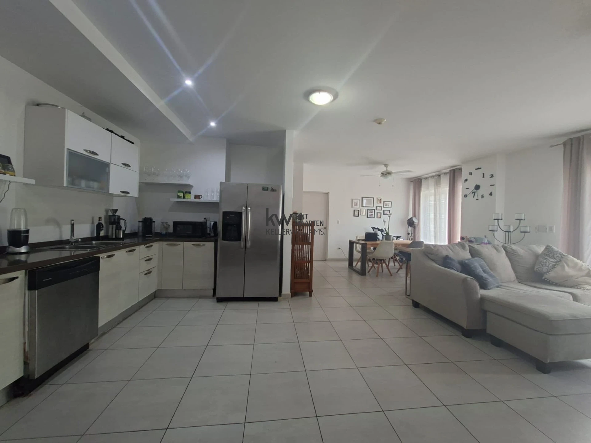 Apartment in Point Blanche
