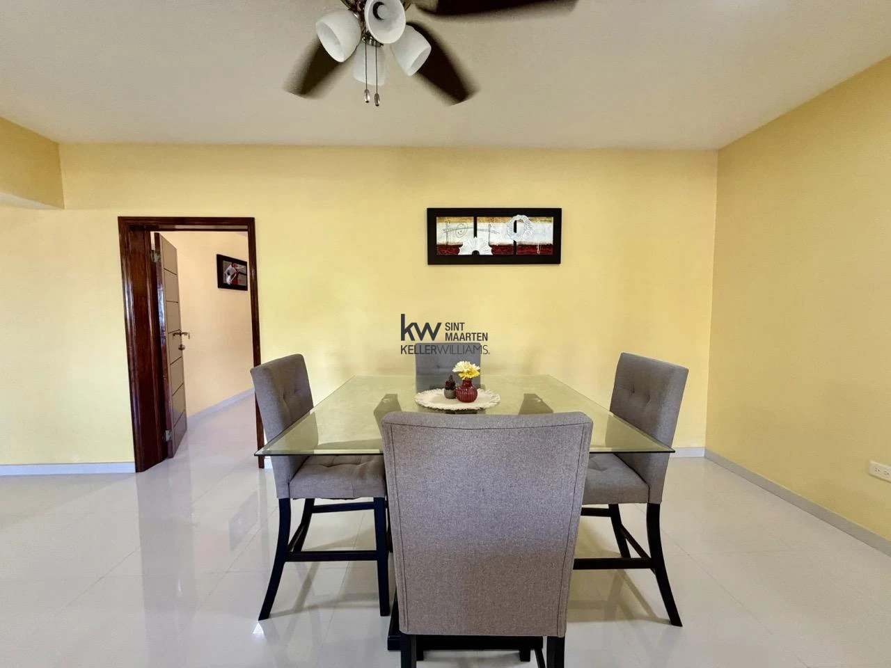 Townhouse in Oyster Pond