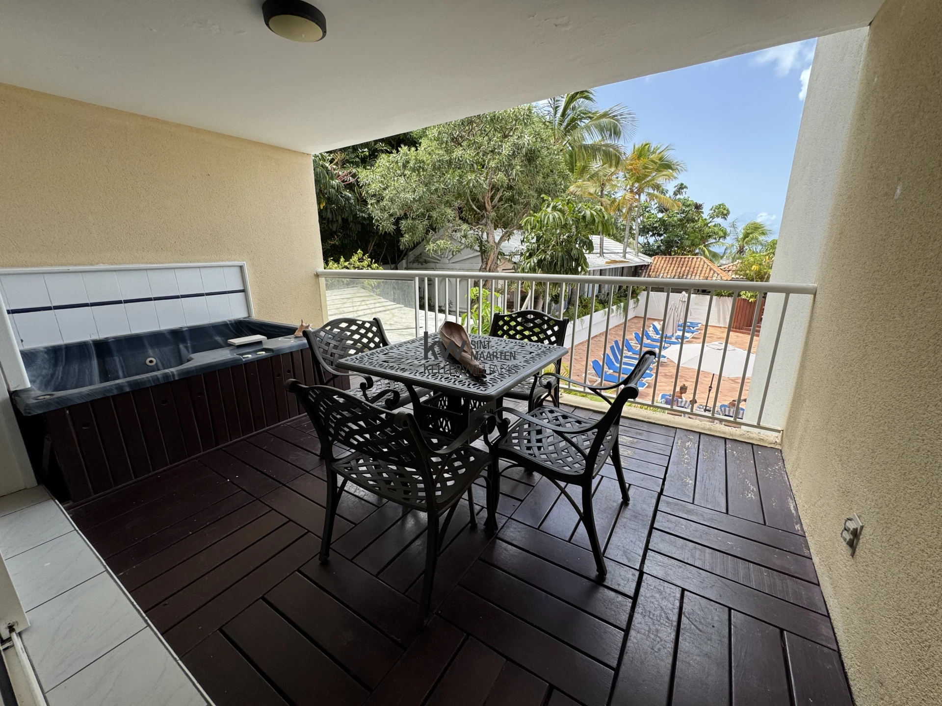Apartment in Cupecoy