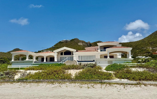Casa Sunshine – 10-Bedroom Beachfront Luxury Villa in Guana Bay Casa Sunshine – 10-Bedroom Beachfront Luxury Villa in Guana Bay
