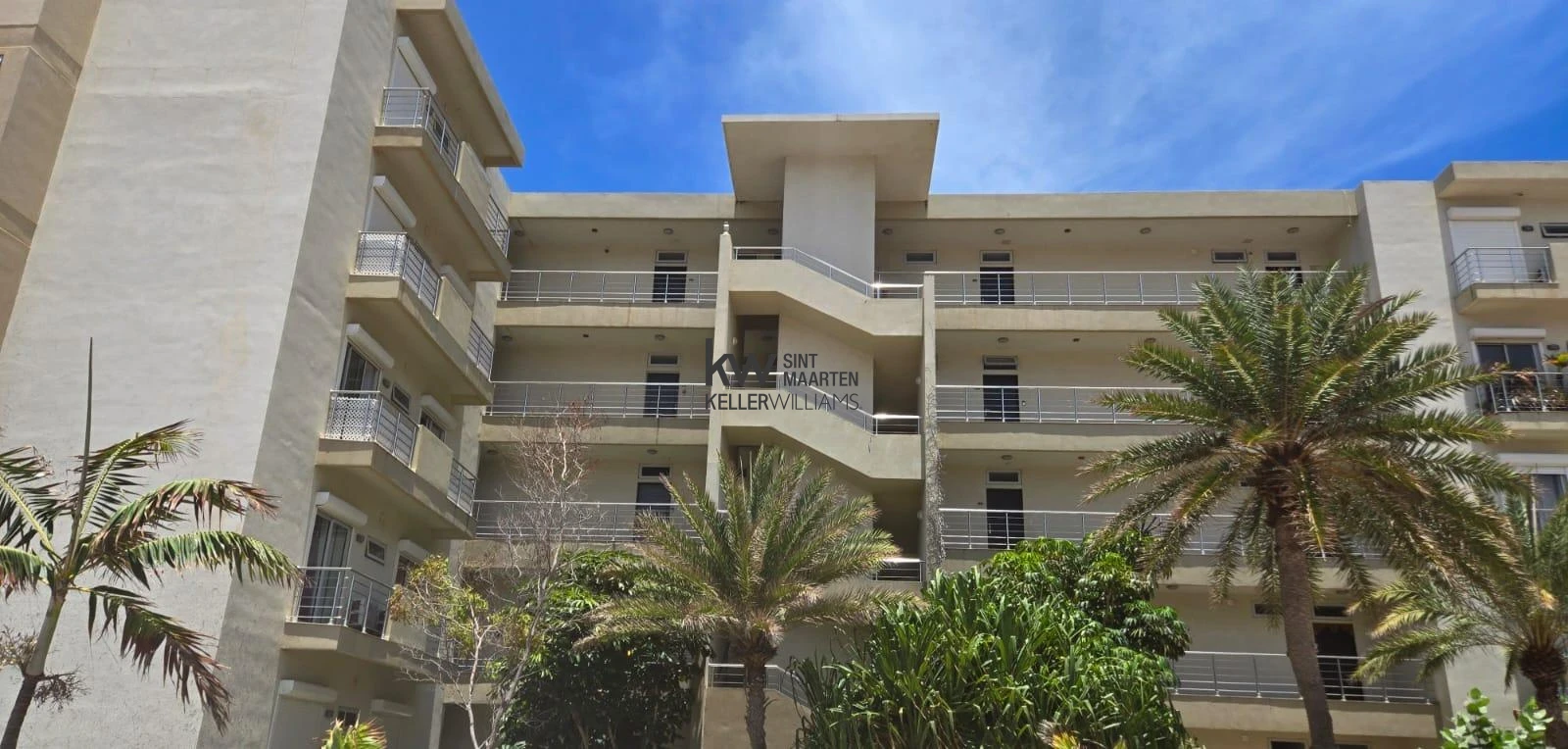 Apartment in Point Blanche
