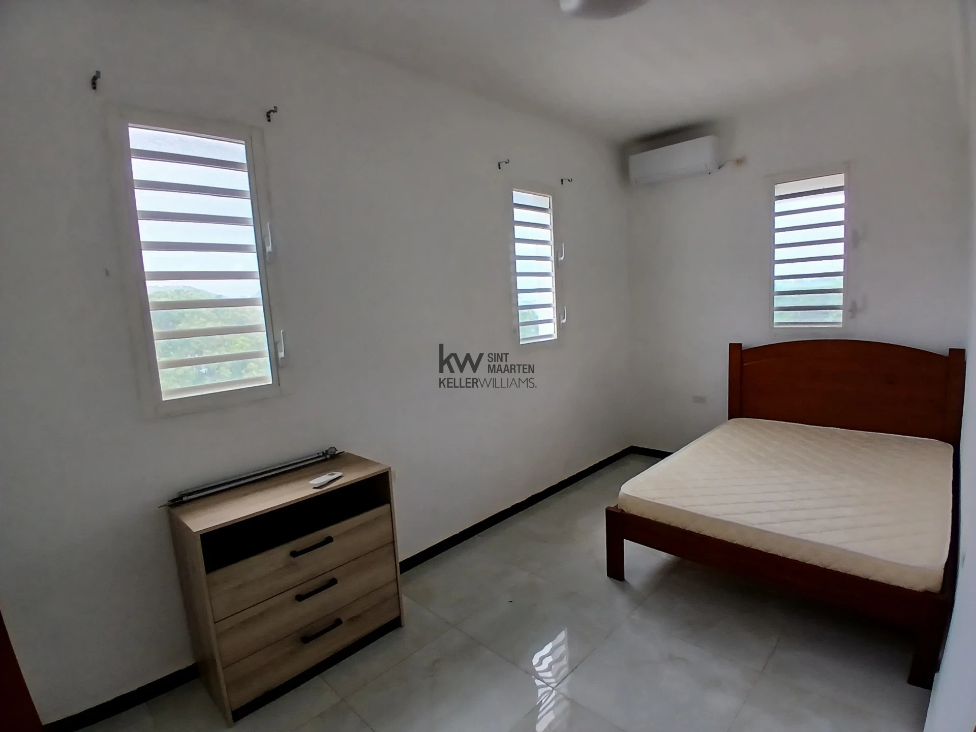 Apartment in Cole Bay