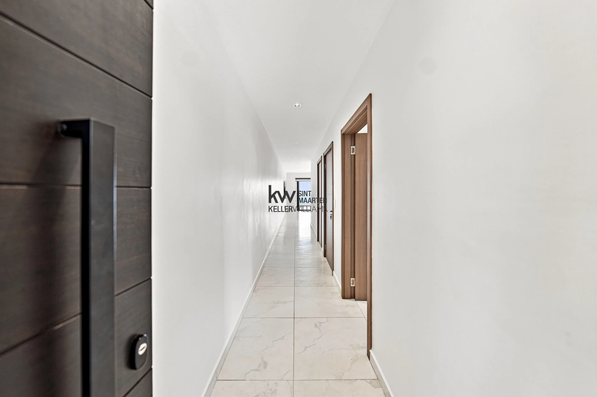 Apartment in Point Blanche